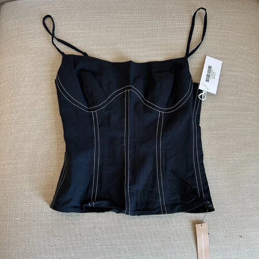 NWT Reformation Kary Knit Top Sz2 Black Noir Stretch Causal - Picture 4 of 7